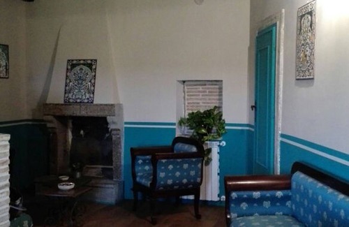 Bomarzo House | Cozy Sacrobosco Apartment with Breakfast & Family Amenities
