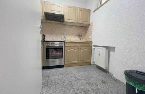 Schwandorf Condo | Comfortable Monteurwohnung with Balcony & Pet-Friendly Perks