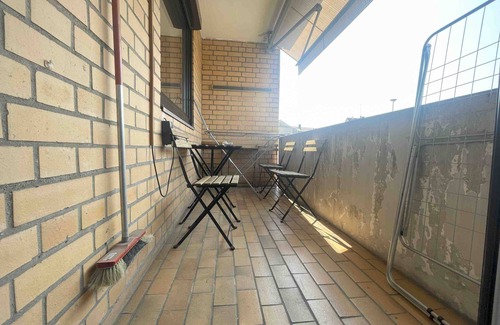 Schwandorf Condo | Comfortable Monteurwohnung with Balcony & Pet-Friendly Perks