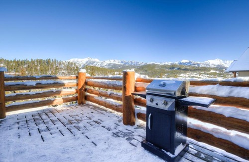 Saddle Ridge Apartment | Ideal Child-Friendly Stay at Saddle Ridge Townhome B1