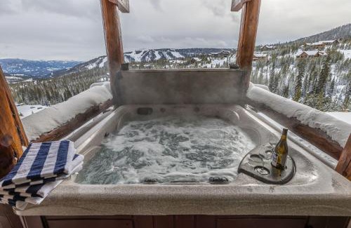 Saddle Ridge House | Family-Friendly Saddle Ridge Townhome | Unit J3 Getaway