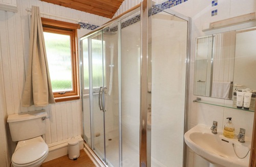 Yanwath Cottage | Family-Friendly Saddleback Lodge with Cozy Open Fire