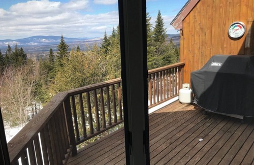 Rangeley Condo | Idyllic Saddleback Mountain 3-4 BR Condo with Scenic Views