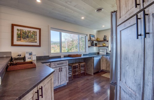 Rangeley Condo | Explore Saddleback: Rock Pond Condo 24 Above Base Lodge