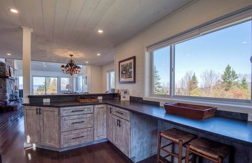 Rangeley Condo | Explore Saddleback: Rock Pond Condo 24 Above Base Lodge
