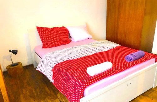 Hrachoviste Apartment | Discover Safar Residence: Oceanfront Retreat for Families