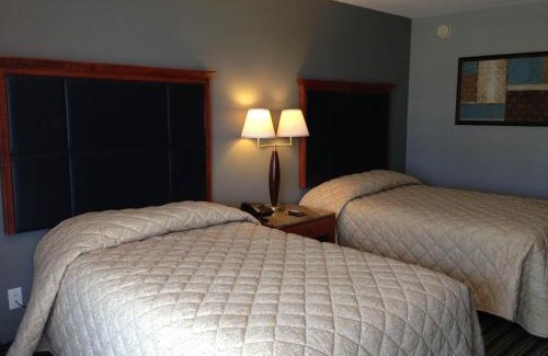 Murfreesboro Hotel | Family-Friendly Safari Inn in Murfreesboro - Rated 8/10