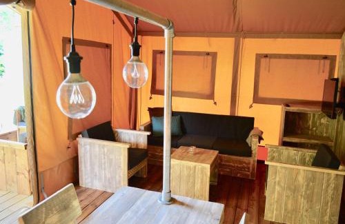 's-Gravenzande Other | Cozy Tent Retreat with Kitchen Near the Beach