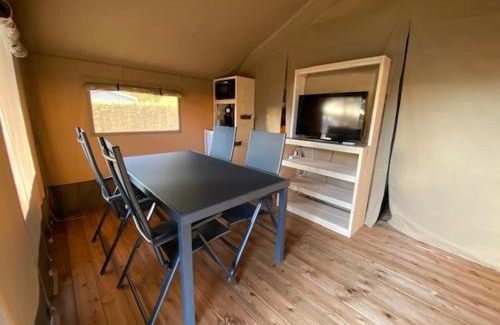 Nistelrode Other | Safaritent Konijntje met privé sanitair