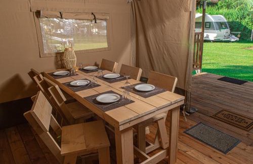 Ruinerwold Other | Discover Family-Friendly Safaritent Suikerpeer Today!