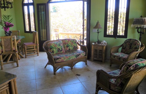 Garza House | Inviting Double Gated Property with Breathtaking Views