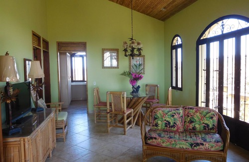 Garza House | Inviting Double Gated Property with Breathtaking Views