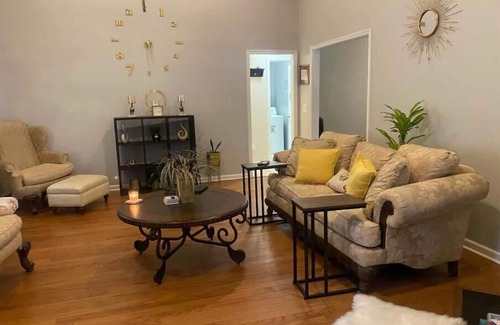 Green Pond Bed & Breakfast | Relaxing Retreat in a Safe Community with Pool & Spa