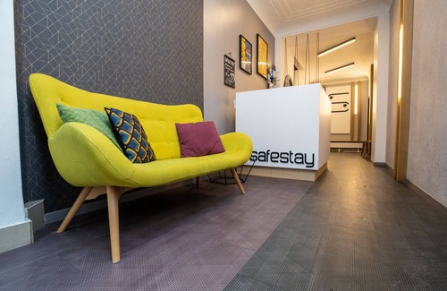 Ilot Sacre Hotel | Discover Safestay Brussels Grand Place with Spa & Breakfast