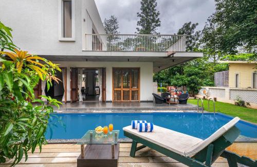 Sinnar Villa | Enchanting SaffronStays Amrapali - Poolside Farmstay Retreat