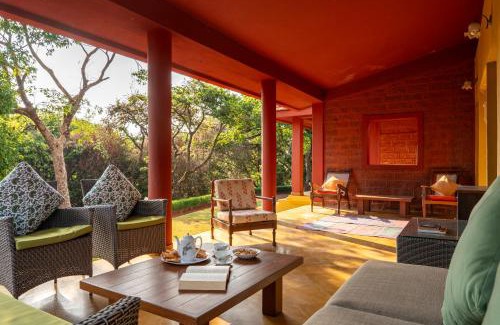 Mahabaleshwar Villa | Experience SaffronStays Garnet House with Cozy Fireplace