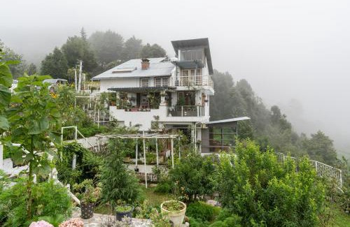 Kathgodam Villa | Pet-Friendly Retreat at SaffronStays Hydrangea Hill