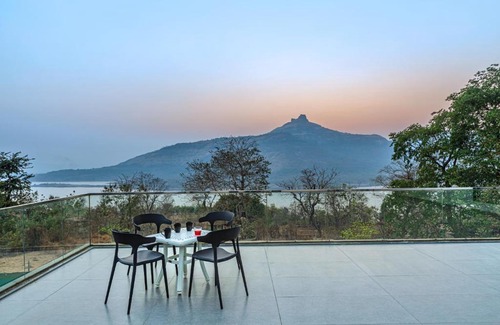 Khalapur Villa | Discover SaffronStays Stargazer: Pool Villa with Lake Views