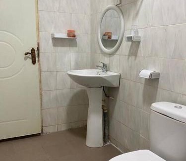 West Coast Division House | Comfortable Saffy Guest House: Child-Friendly Retreat