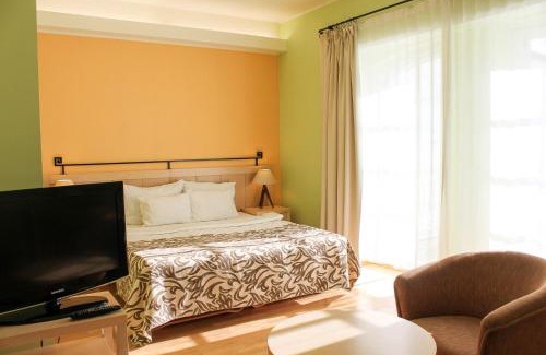 Sagadi Hotel | Elegant Sagadi Manor Hotel: Pet Friendly & Kid Approved