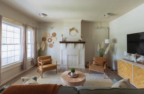 Johnson City Apartment | Pet-Friendly Sage Haven #4 - Guest Rated 10/10 Experience