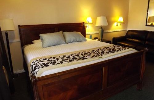 Vernal Hotel | Comfortable Sage Motel: Pet Friendly & Ideal for Families