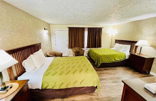 Moses Lake Hotel | Comfortable Stay at Sage N Sand Motel - Pet and Child Friendly