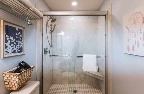 Uptown Sedona Hotel | Discover Sage Suite #103 with Pool and Spa in Sedona