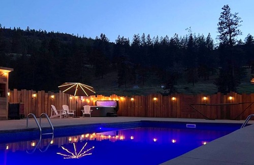 Okanagan-Similkameen Cabin | Sagebrush Caboose