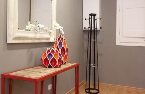 El Camp de l'Arpa del Clot Apartment | Family-Friendly Stay Near Sagrada Familia - 4-Star Comfort