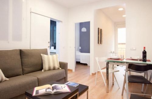 El Camp de l'Arpa del Clot Apartment | Family-Friendly Stay Near Sagrada Familia - 4-Star Comfort