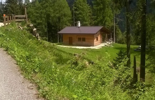 Zoppe di Cadore Apartment | Explore Sagui Apartment: Family-Friendly in Dolomites