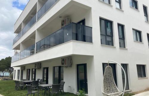 Gulluk Apartment | Family-Friendly Retreat at Sahil Aparts - Güllük