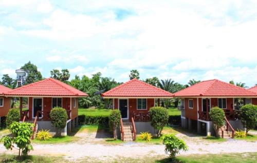 Khuan Khanun Resort | Discover Sai Klong Song Lae Resort: Family-Friendly Getaway