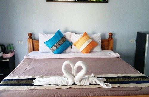 Krabi Hotel | Relax at Sai Rung Resort with Pool and Family Amenities