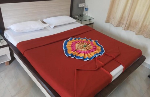 Tarkarli Hotel | Oceanfront Sai Sagar Beach Niwas for Family Getaways
