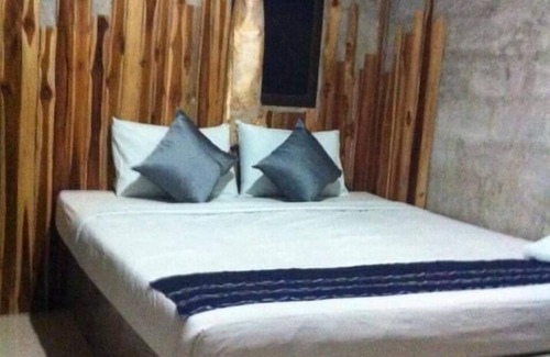 Tha Sao Hotel | Relax at Sai Yok Noi Blue Mountain Resort with Family Amenities