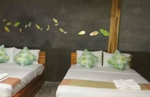 Tha Sao Hotel | Relax at Sai Yok Noi Blue Mountain Resort with Family Amenities