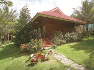Duong Dong Resort | Relax at Saigon Phu Quoc Resort & Spa with Private Beach Access