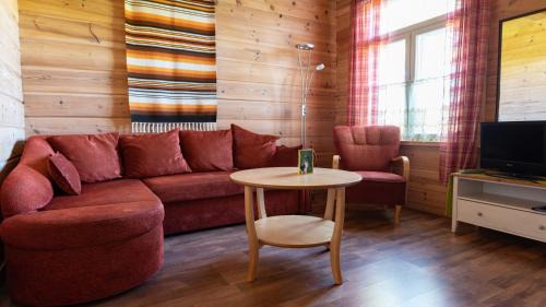 Taivalkoski Hotel | Oceanfront Saija Lodge: Pet-Friendly Retreat with Great Reviews