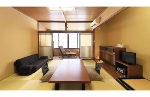 Kaminoyama Hotel | Child-Friendly Escape at Saikatei Jidaiya - Book Now!