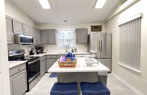 West Pensacola House | Sail Away: Poolside Fun with Game Room & Karaoke