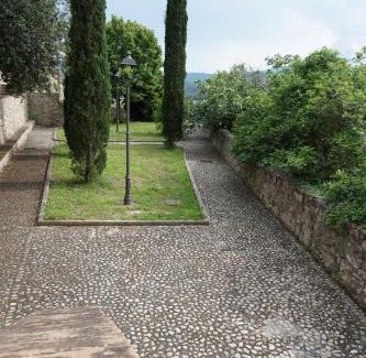 Attigliano Apartment | Pet-Friendly SAILA Monolocale SATURNO with High Ratings