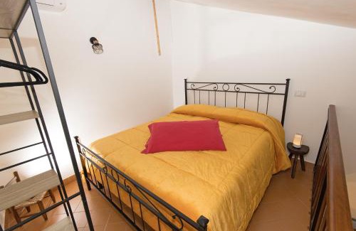 Attigliano Apartment | Pet-Friendly SAILA Monolocale SATURNO with High Ratings