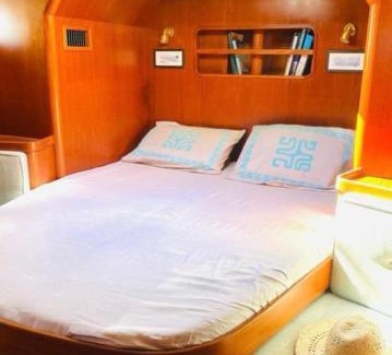Municipality of Hoorn Boat Rental | Family Adventures & Sailing with Skipper Casey by the Ocean