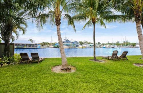 Stuart Apartment | Waterfront Lodging at Sailfish Suites - Family & Pet Friendly