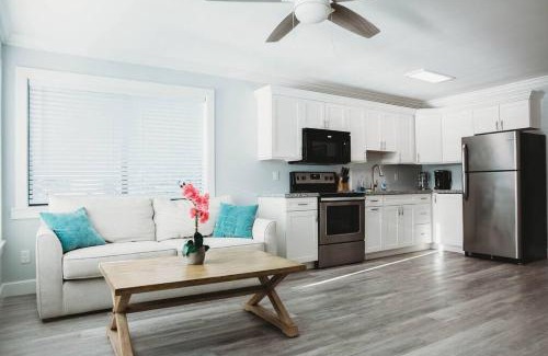 Stuart Apartment | Waterfront Retreat at Sailfish Suites 7: Pet-Friendly Escape
