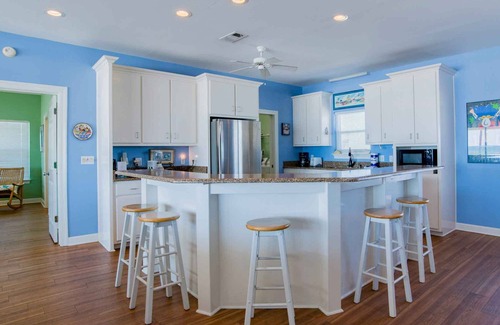 Villa Segunda House | Discover Sailfish: Oceanfront Views with Family-Friendly Amenities