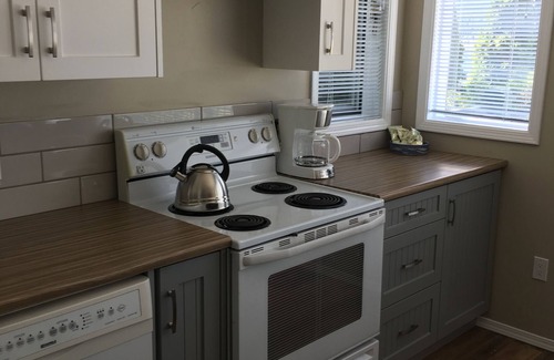 Blind Bay House | Experience the Sailing Suite on Sunny Shuswap - Rated 9.8!