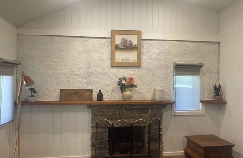 Kevington House | Sailor Bills Creek Miners Cottage Kevingtonn Goulburn river /Pet Friendlyn